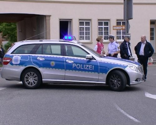 blaulicht polizei, polizeiauto, streifenwagen,
