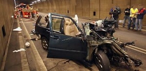 75 jaehriger Autofahrer nach Verkehrsunfall auf B 535 in Klinik verstorben