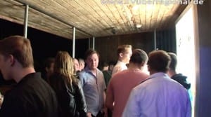 DJ Benny gibt in der Disco T 1 in Mühlhausen Partys