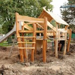 Arche auf dem Spielplatz Rauenberg wird eingeweiht - SAPler helfen bei letzten Arbeiten