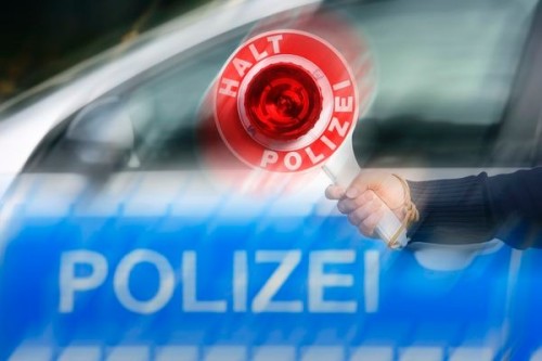 blaulicht polizei, polizeiauto, streifenwagen,