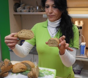 Wanda´s Bäckerei Film Nr. 2 - in Östringen an der Hauptstrasse gibt es ab 6 Uhr Vesper für Arbeiter und Bürger ♡ FILMBEITRAG