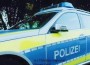 Weinheim, Rhein-Neckar-Kreis: Straßenverkehrsgefährdung, Beleidigung von Polizeibeamten, Widerstand, zwei verletzte Polizeibeamten