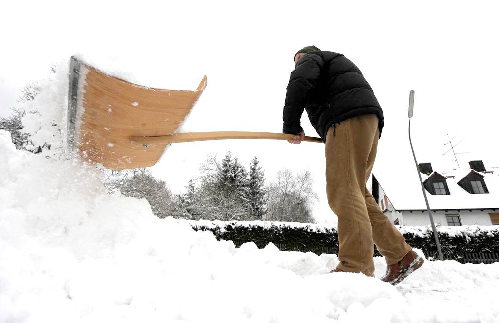 Schnee, glätte, kaltes wetter, glatteis, gefahr, wetterwarnung, winter,wintereinbruch,tvüberregional,