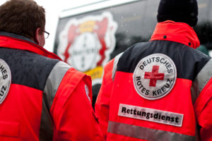 Heidelberg: Radfahrer kollidiert mit Nissan-Fahrer Einlieferung in ein Krankenhaus