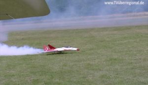 Flugplatzfest Malsch im Kraichgau 2016 Türkischer Kampfjet auf deutschen Boden - türkisches Flugzeug entpupt isch als KAMPFJET