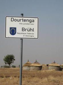 Afrikatage Brühl, 20 Jahre Partnerschaft Brühl - Dourtenga, Burkina Faso und 25 Jahre Förderkreis Dourtenga eV - TVüberregional (c)