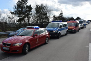 Autobahn Blaulicht Polizei Notarzt