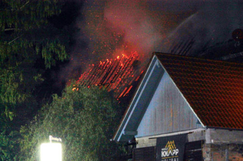Gorxheimertal/ Unter-Flockenbach: Dachstuhlbrand eines Retaurants