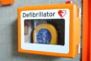 Wiesloch - Defibrillator aus Bahnhof entwendet
