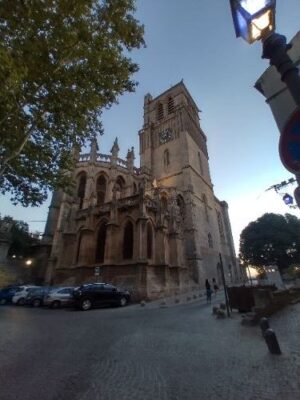 Reiseaufnahme aus Béziers in Südfrankreich